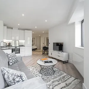 Seven Living Residences - Close To Nec & Bhx - Free Parking Apartment Solihull